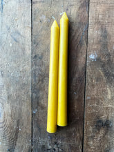 Load image into Gallery viewer, 100% Beeswax Taper Candles
